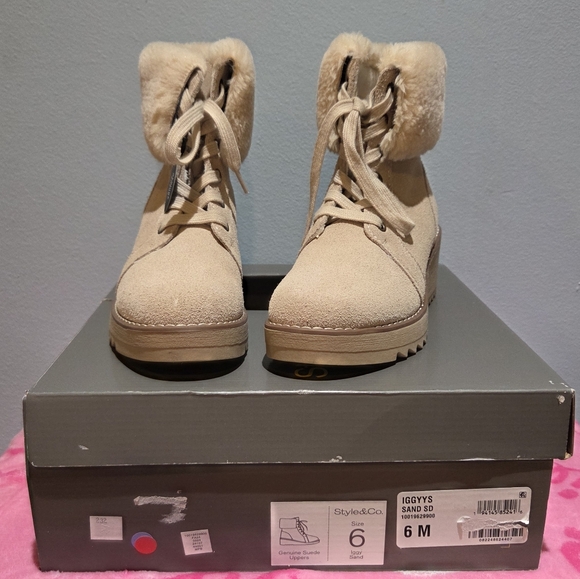 Style & Co Women's Iggyy Lace-Up Wedge Boots, Size 6M - Picture 2 of 9